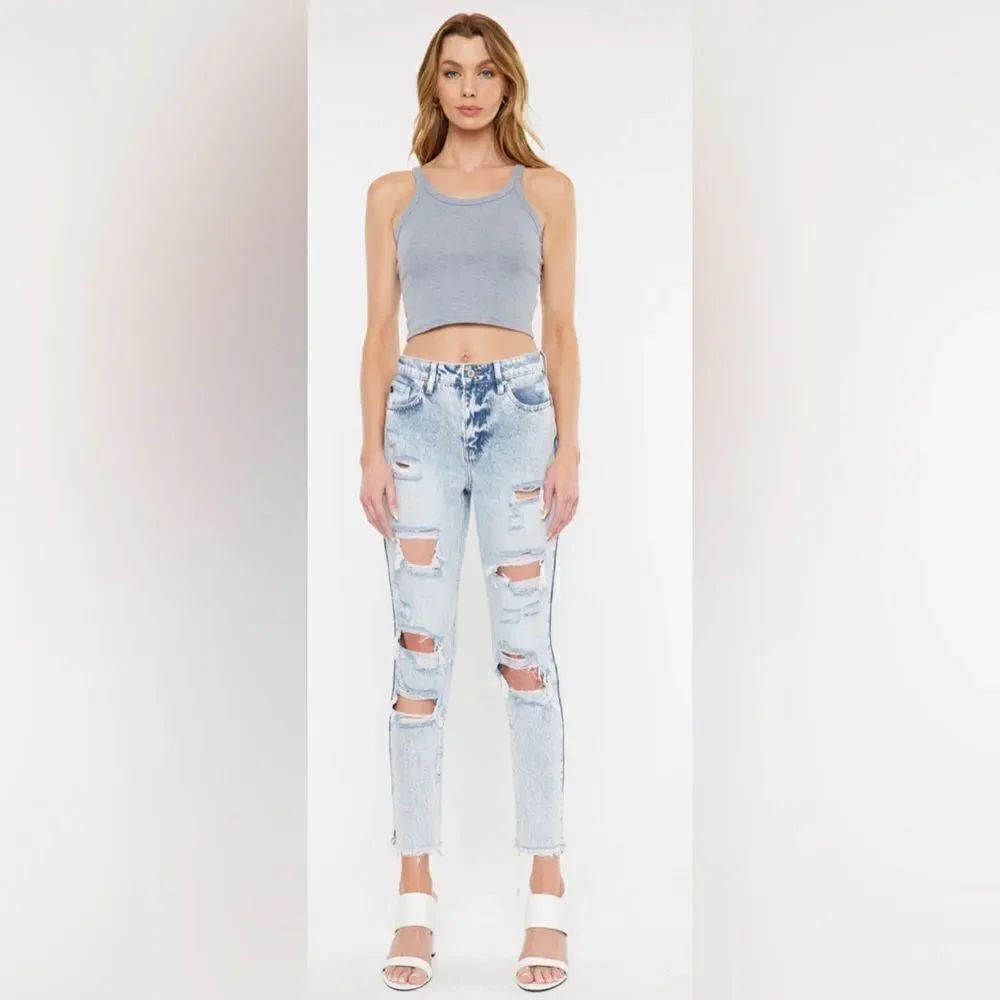 Kancan Collie Women’s High Rise Distressed Mom Jeans Acid Wash Denim Size 13/30